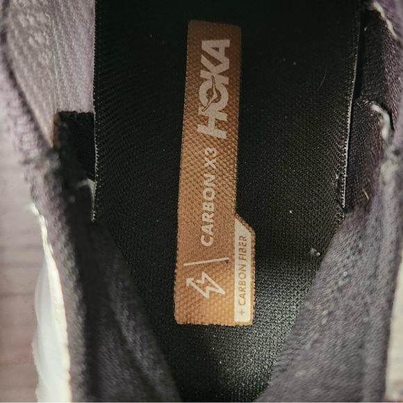 JUST PURCHASED OFF OF POSH MARK, sadly they are too big.
*original seller pics - Picture 7 of 9